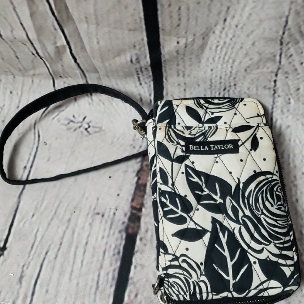 ‎Bella Taylor Wallet/Phone Holder